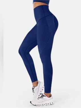 Fanka Body Sculpt Lift n Curve Leggings • Reversible • in Navy